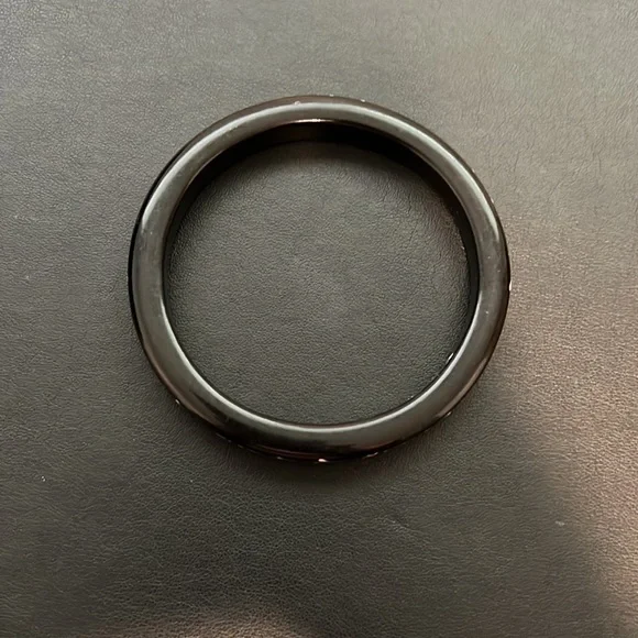 Vintage Plastic Bangle Bracelet, Black, White Floral Design, Retro, Boho - Picture 6 of 7